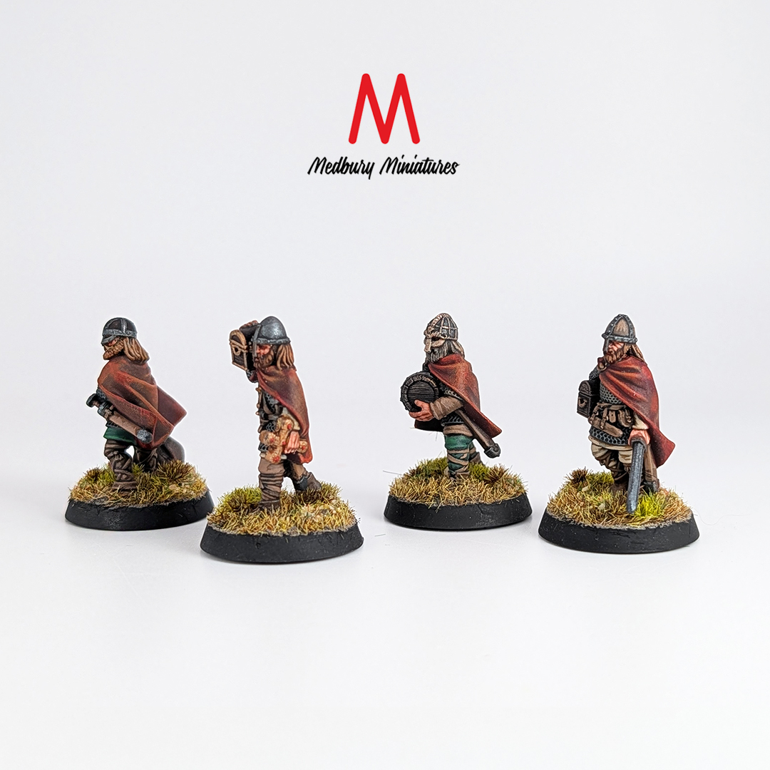 Dark Age Looters fantasy Miniatures 28mm designed by Medbury Miniatures and 3D printed by Forgemaster Miniatures painted left